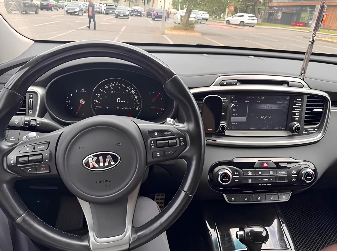 Kia Sorento, 2.0 L, 2017 i̇l, 203 000 km, Bakı - Qiymət: 35 500 ₼ - Tunel.az