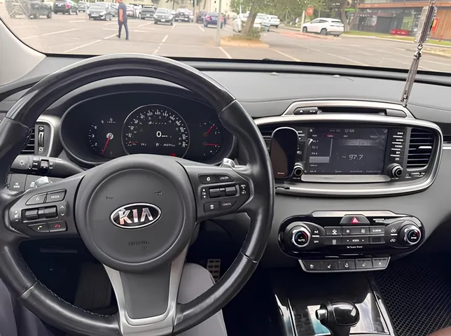Kia Sorento, 2.0 L, 2017 i̇l, 203 000 km, Bakı - Qiymət: 35 500 ₼ - Tunel.az