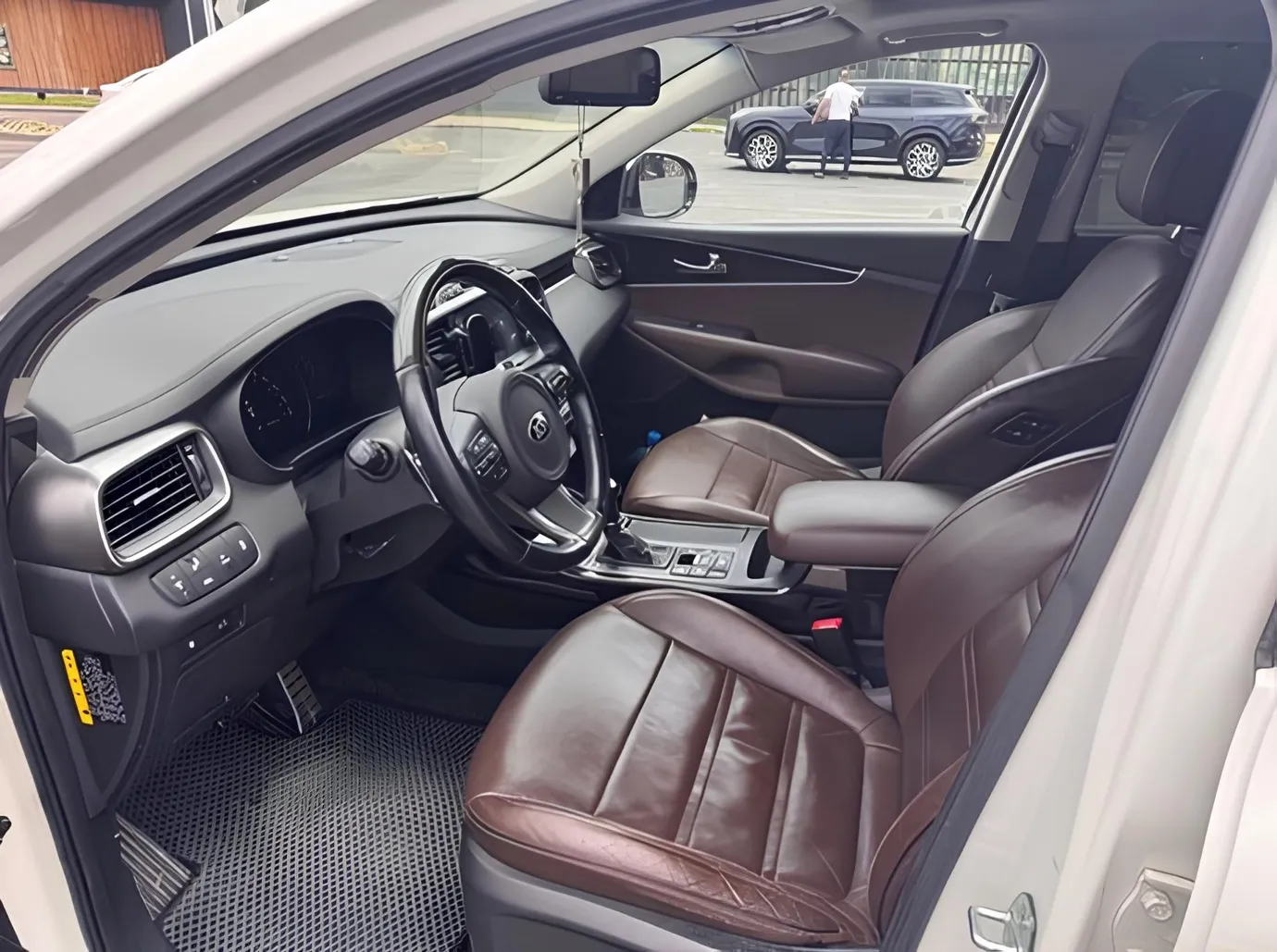 Kia Sorento, 2.0 L, 2017 i̇l, 203 000 km, Bakı - Qiymət: 35 500 ₼ - Tunel.az