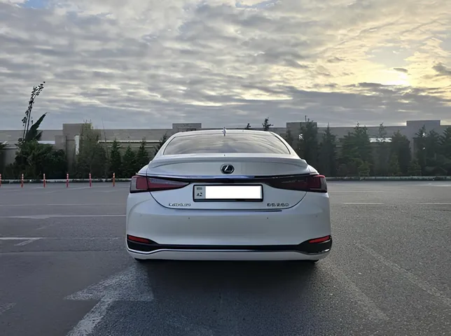 Lexus ES 250, 2.5 L, 2022 year, 28 000 km, Baku - Price: 69 500 ₼ - Tunel.az