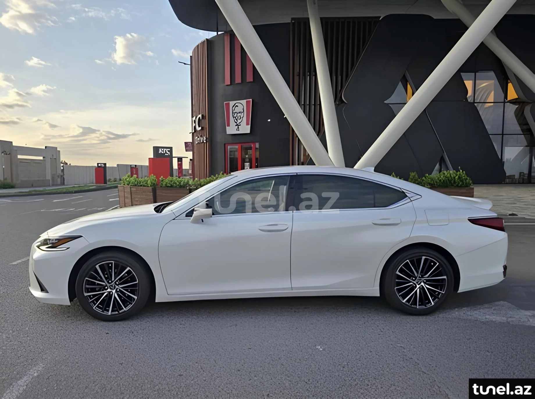 Lexus ES 250 2022