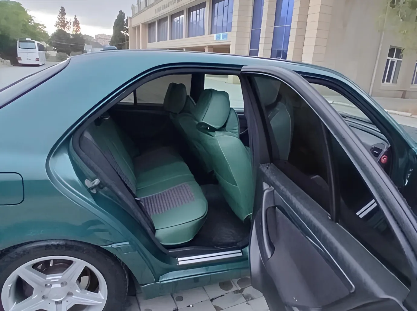 Mercedes C 240, 2.4 L, 1999 year, 359 488 km, Khirdalan - Price: 8 300 ₼ - Tunel.az
