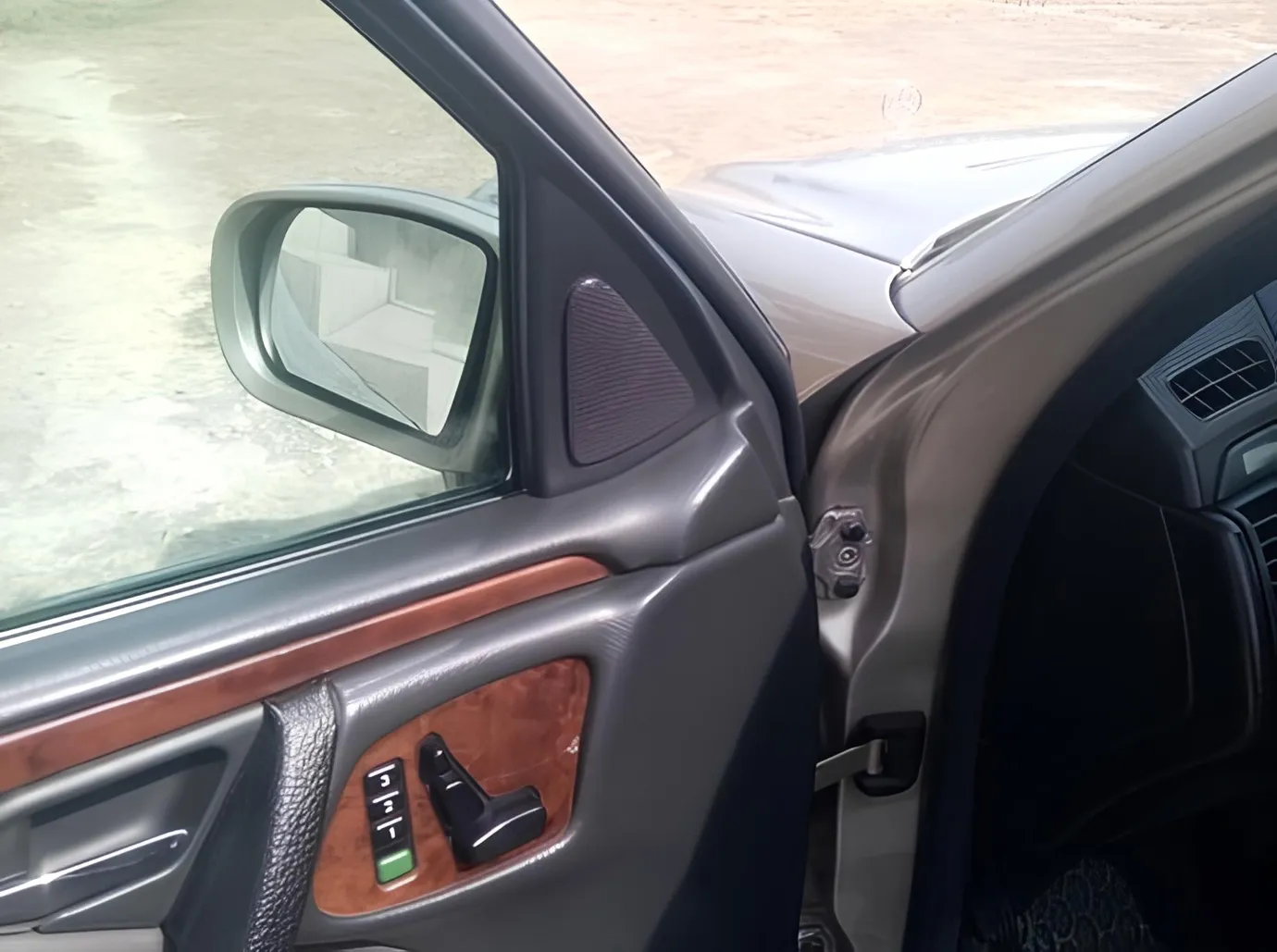 Mercedes E 200, 2.0 L, 1998 წელი, 300 000 km, Shamkir - ფასი: 12 800 ₼ - Tunel.az