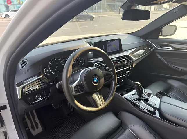 BMW 530, 2.0 L, 2017 i̇l, 191 000 km, Bakı - Qiymət: 37 500 ₼ - Tunel.az