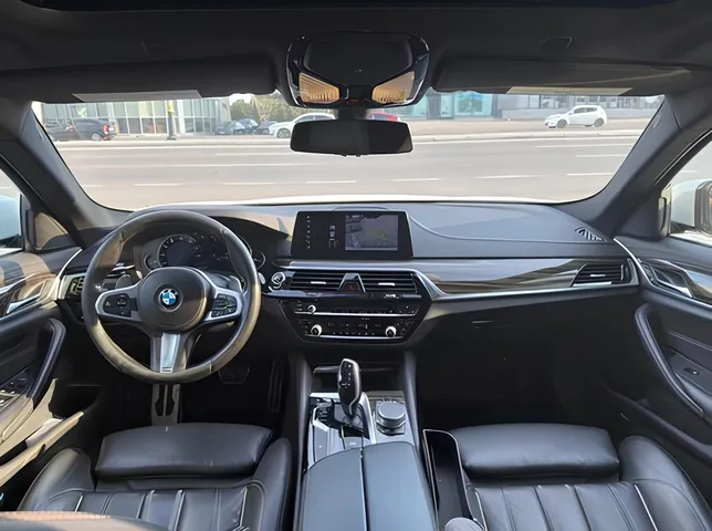 BMW 530, 2.0 L, 2017 i̇l, 191 000 km, Bakı - Qiymət: 37 500 ₼ - Tunel.az