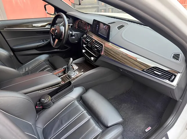 BMW 530, 2.0 L, 2017 i̇l, 191 000 km, Bakı - Qiymət: 37 500 ₼ - Tunel.az