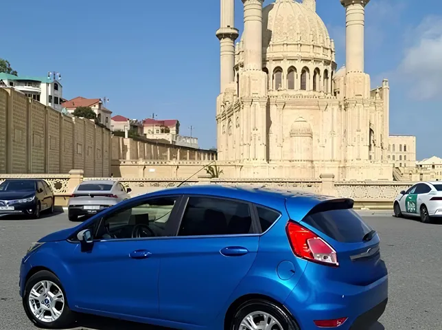 Ford Fiesta, 1.6 L, 2013 i̇l, 12 035 km, Bakı - Qiymət: 11 300 ₼ - Tunel.az