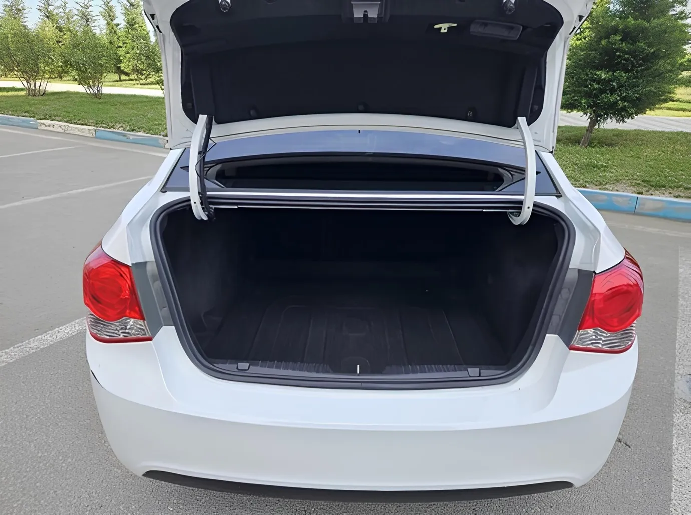 Chevrolet Cruze, 1.4 L, 2015 год, 250 000 km, Сумгаит - Цена: 13 500 ₼ - Tunel.az