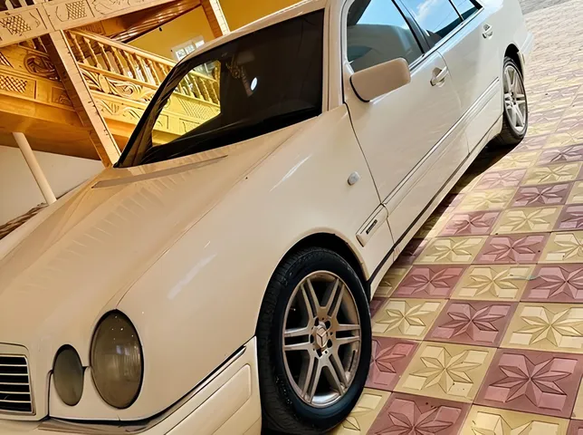 Mercedes E 280 4MATIC, 2.8 L, 1998 i̇l, 418 000 km, Şəmkir - Qiymət: 8 300 ₼ - Tunel.az