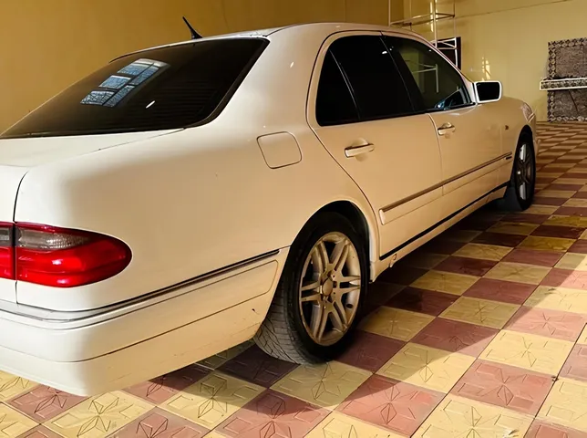 Mercedes E 280 4MATIC, 2.8 L, 1998 i̇l, 418 000 km, Şəmkir - Qiymət: 8 300 ₼ - Tunel.az