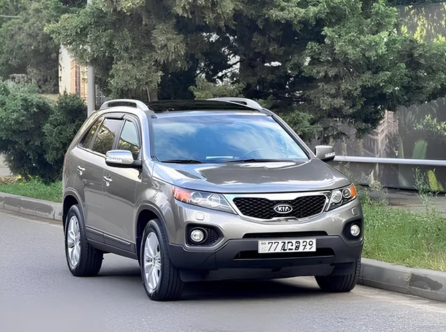 Kia Sorento, 2.0 L, 2010 i̇l, 245 163 km, Bakı - Qiymət: 24 800 ₼ - Tunel.az