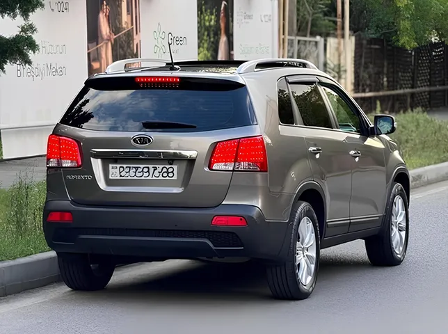 Kia Sorento, 2.0 L, 2010 i̇l, 245 163 km, Bakı - Qiymət: 24 800 ₼ - Tunel.az