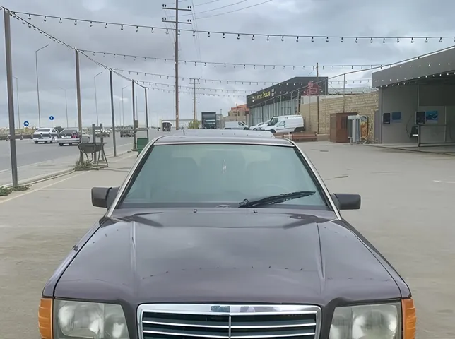 Mercedes 190, 2.0 L, 1991 year, 285 000 km, Baku - Price: 6 200 ₼ - Tunel.az