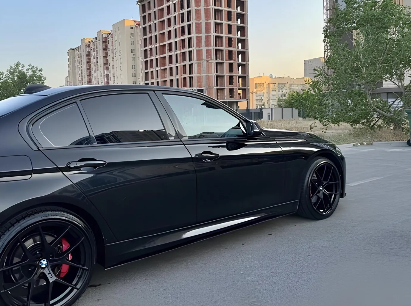 BMW 328, 2.0 L, 2013 i̇l, 290 000 km, Bakı - Qiymət: 19 211 ₼ - Tunel.az