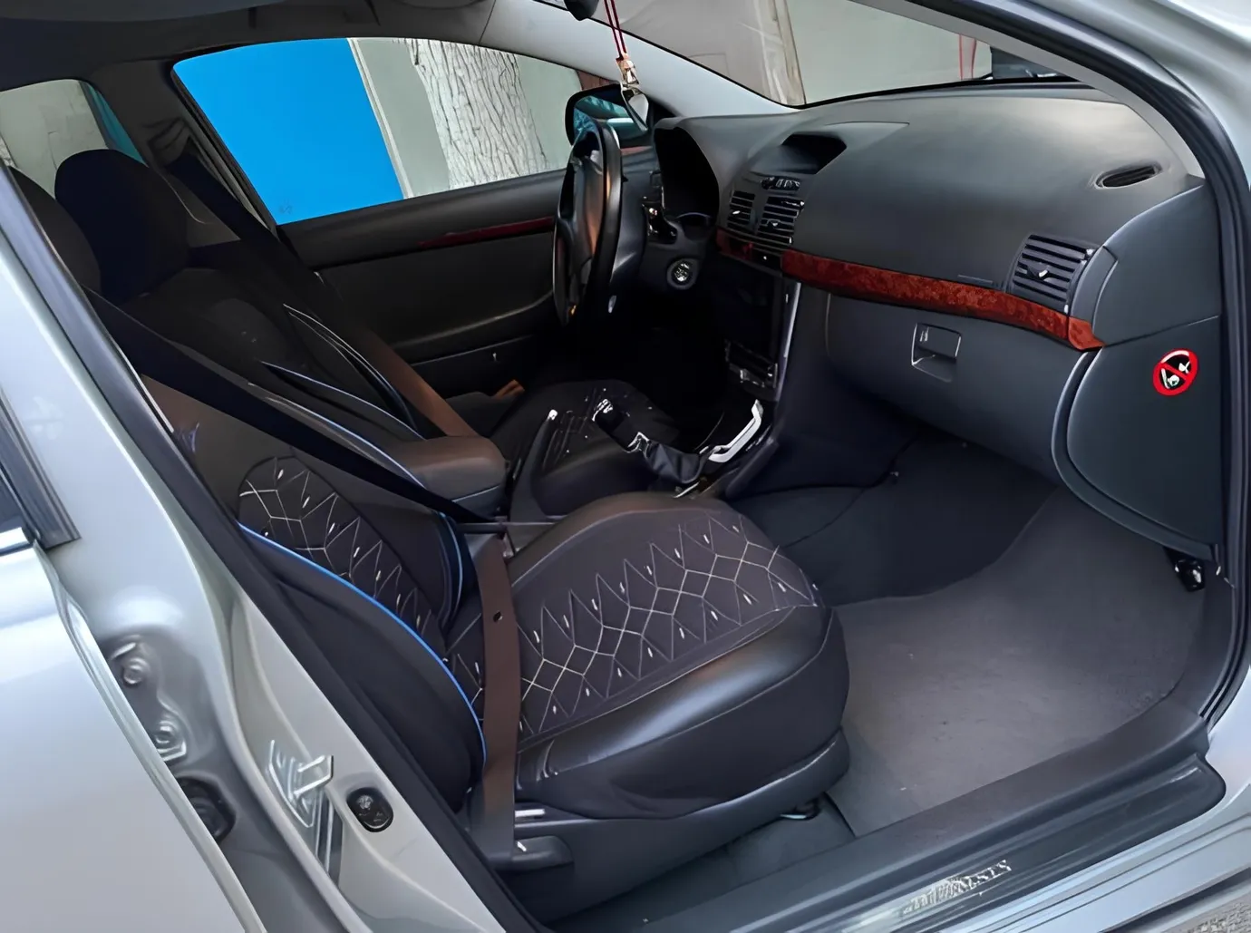 Toyota Avensis, 2.0 L, 2004 i̇l, 330 000 km, Bakı - Qiymət: 9 800 ₼ - Tunel.az