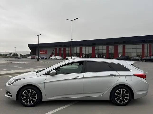 Hyundai i40, 1.7 L, 2015 год, 265 000 km, Баку - Цена: 23 000 ₼ - Tunel.az