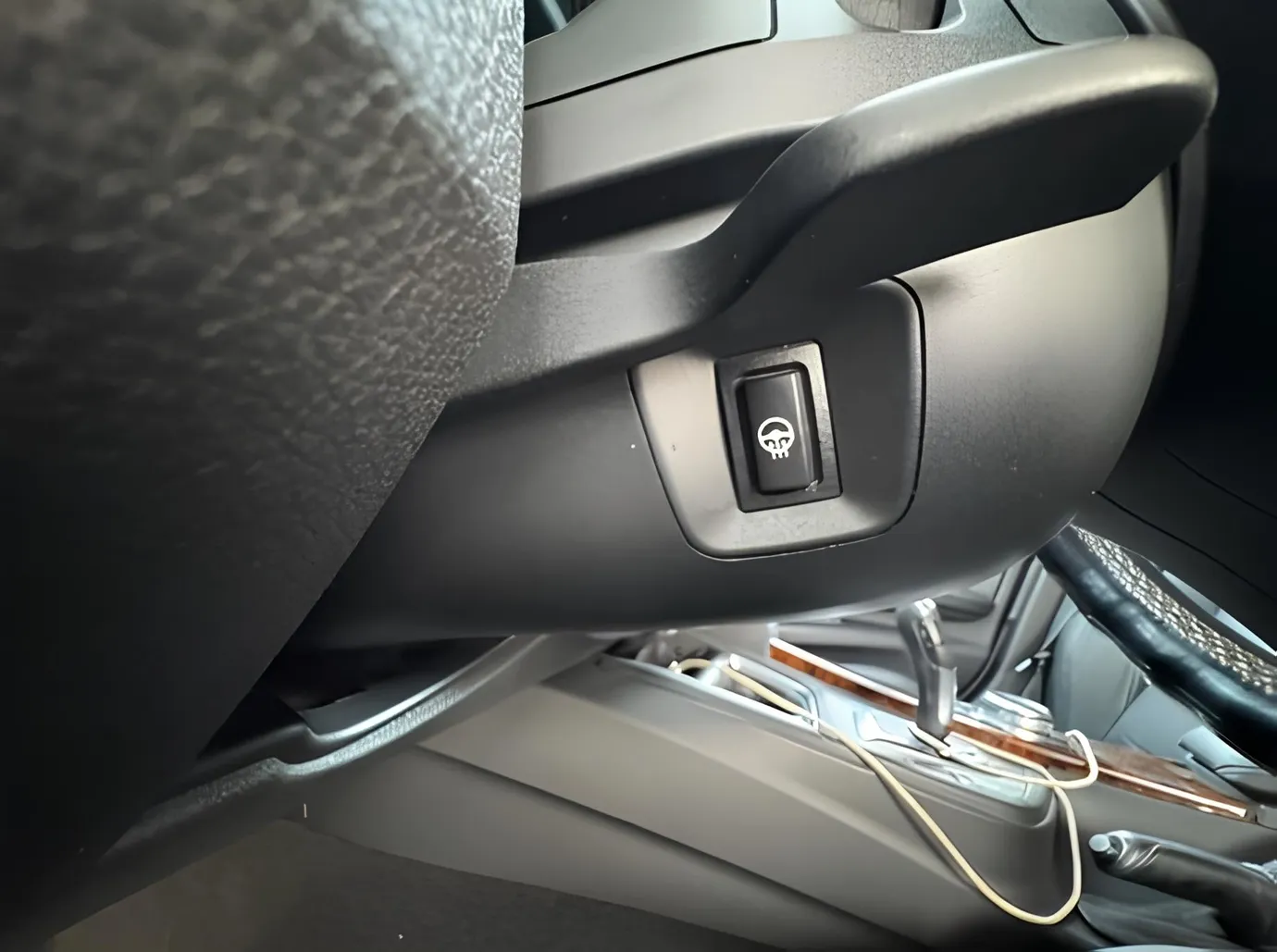 BMW 330, 2.0 L, 2015 i̇l, 246 633 km, Bakı - Qiymət: 22 800 ₼ - Tunel.az