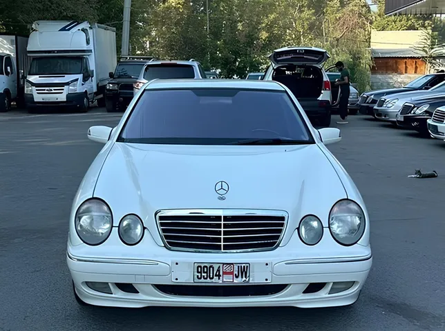Mercedes E 240, 2.4 L, 2001 i̇l, 285 000 km, Ağdaş - Qiymət: 15 900 ₼ - Tunel.az