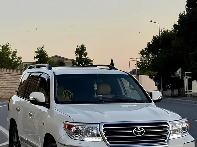 Toyota Land Cruiser, 4.0 L, 2010 i̇l, 199 000 km, Bakı - Qiymət: 47 000 ₼ - Tunel.az