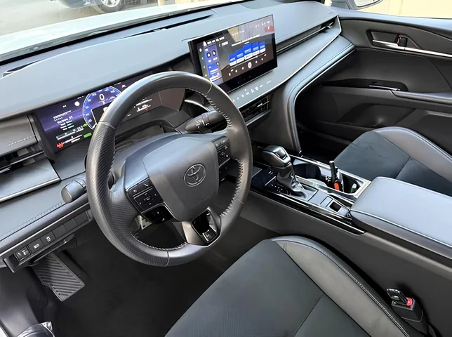 Toyota Camry, 2.0 L, 2024 год, 31 000 km, Баку - Цена: 52 500 ₼ - Tunel.az