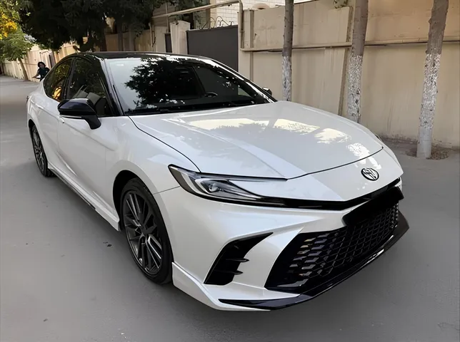 Toyota Camry, 2.0 L, 2024 год, 31 000 km, Баку - Цена: 52 500 ₼ - Tunel.az