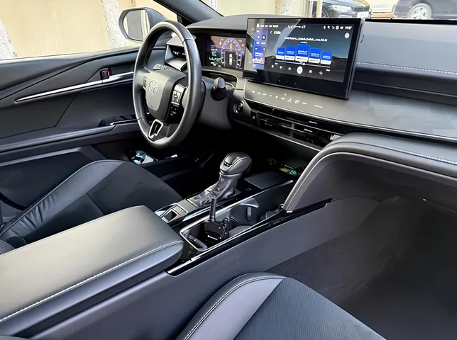 Toyota Camry, 2.0 L, 2024 год, 31 000 km, Баку - Цена: 52 500 ₼ - Tunel.az