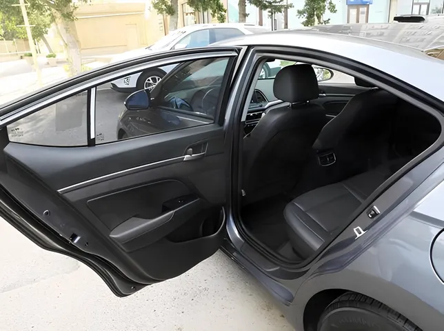Hyundai Avante, 1.6 L, 2016 i̇l, 195 000 km, Bakı - Qiymət: 21 500 ₼ - Tunel.az