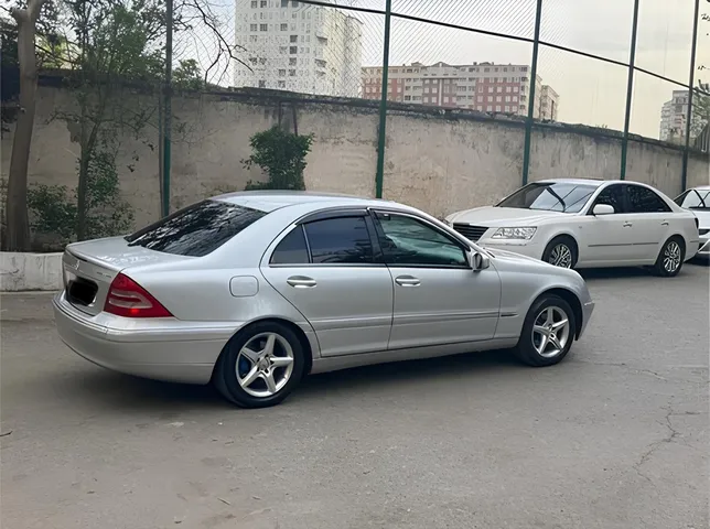 Mercedes C 240, 2.4 L, 2001 year, 321 122 km, Baku - Price: 8 000 ₼ - Tunel.az