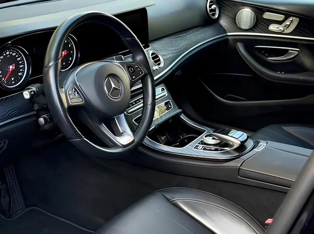 Mercedes E 300, 2.0 L, 2018 i̇l, 168 000 km, Bakı - Qiymət: 46 300 ₼ - Tunel.az