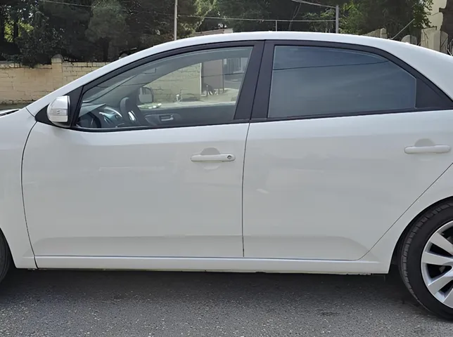 Kia Cerato, 1.6 L, 2009 год, 266 000 km, Сумгаит - Цена: 13 900 ₼ - Tunel.az