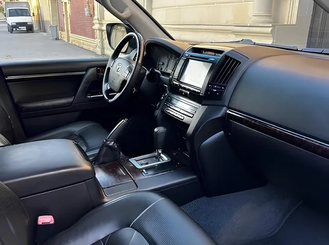 Toyota Land Cruiser, 4.0 L, 2012 i̇l, 181 000 km, Bakı - Qiymət: 51 000 ₼ - Tunel.az