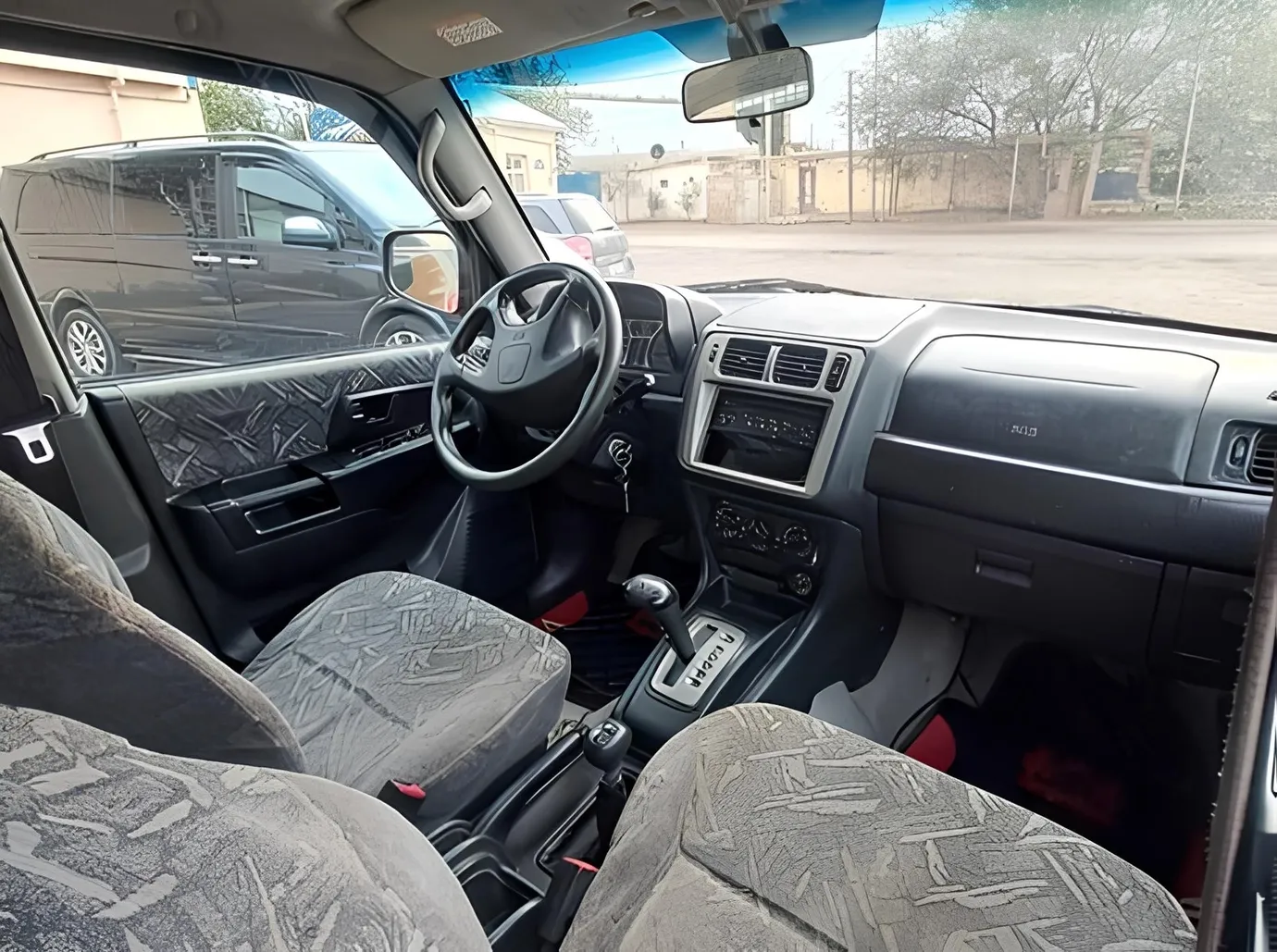 Mitsubishi Pajero io, 1.8 L, 1999 año, 286 000 km, Baku - Precio: 5 200 ₼ - Tunel.az