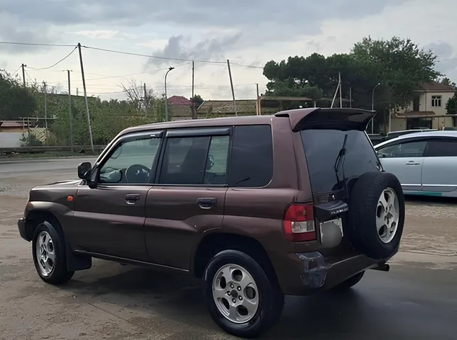 Mitsubishi Pajero io, 1.8 L, 1999 año, 286 000 km, Baku - Precio: 5 200 ₼ - Tunel.az