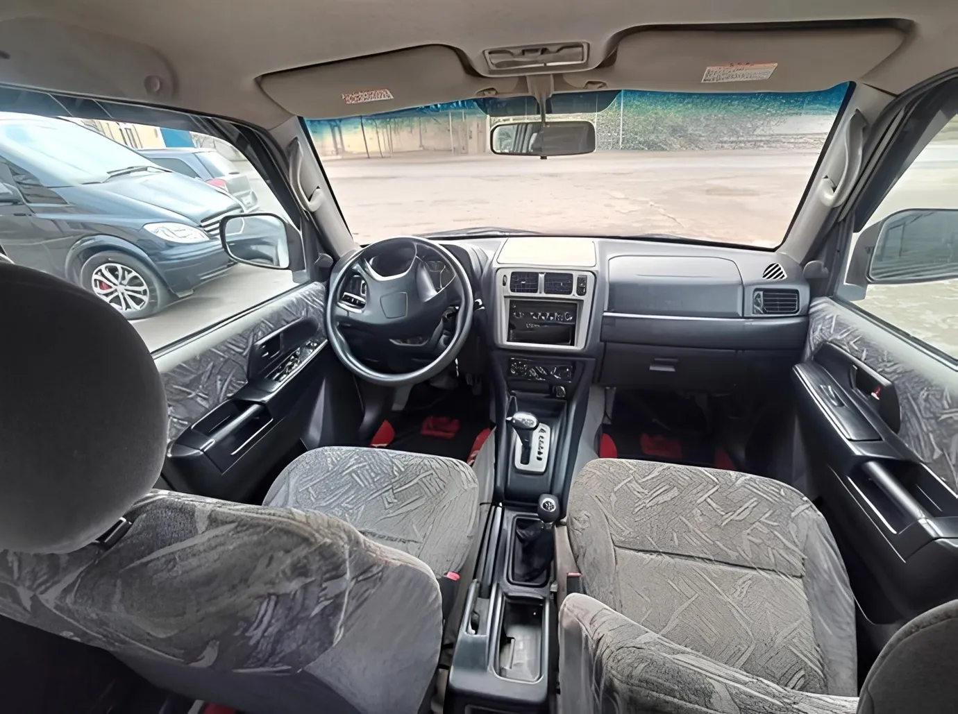 Mitsubishi Pajero io, 1.8 L, 1999 año, 286 000 km, Baku - Precio: 5 200 ₼ - Tunel.az