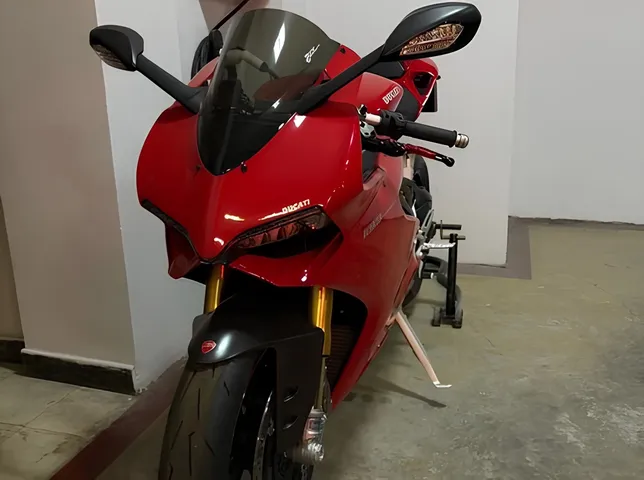 Ducati 1199 Panigale S, 1.2 L, 2013 i̇l, 16 000 km, Bakı - Qiymət: 37 400 ₼ - Tunel.az