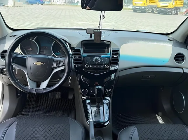 Chevrolet Cruze, 1.8 L, 2010 year, 262 000 km, Baku - Price: 10 500 ₼ - Tunel.az