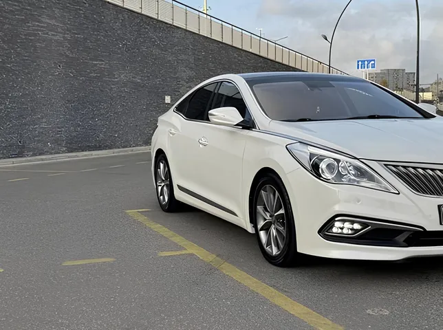 Hyundai Grandeur, 2.2 L, 2015 año, 265 000 km, Baku - Precio: 25 900 ₼ - Tunel.az