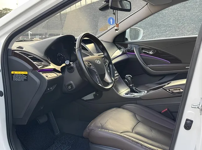 Hyundai Grandeur, 2.2 L, 2015 año, 265 000 km, Baku - Precio: 25 900 ₼ - Tunel.az