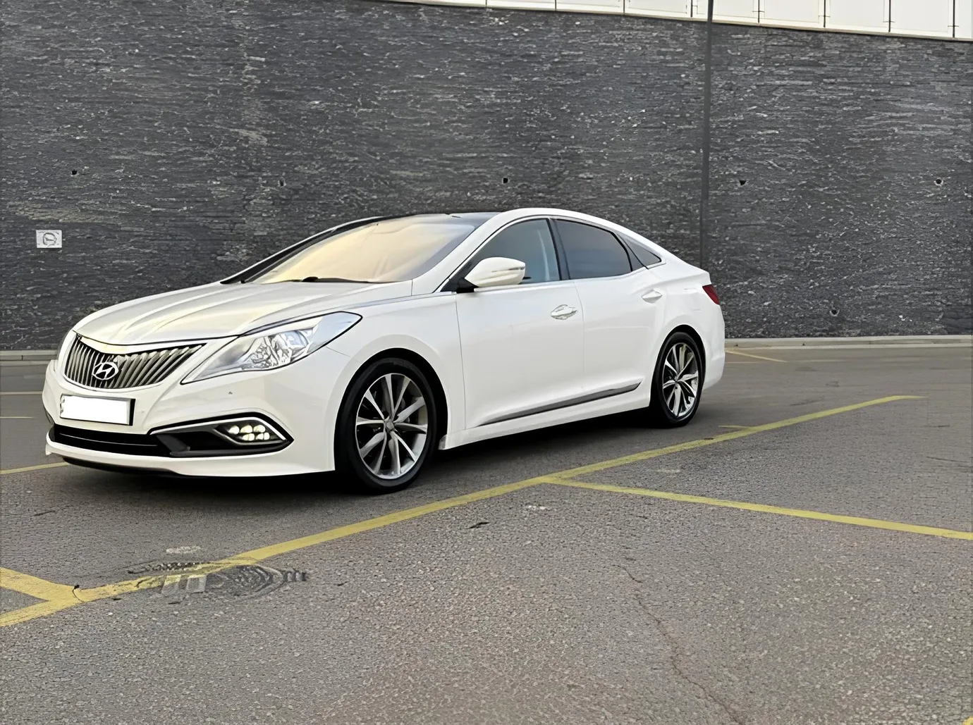 Hyundai Grandeur, 2.2 L, 2015 año, 265 000 km, Baku - Precio: 25 900 ₼ - Tunel.az