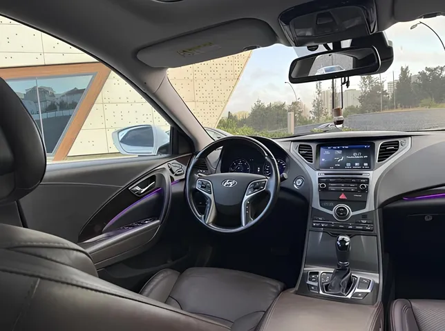Hyundai Grandeur, 2.2 L, 2015 año, 265 000 km, Baku - Precio: 25 900 ₼ - Tunel.az