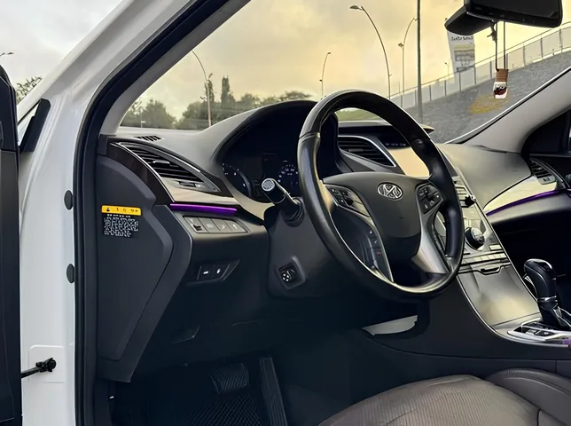 Hyundai Grandeur, 2.2 L, 2015 año, 265 000 km, Baku - Precio: 25 900 ₼ - Tunel.az