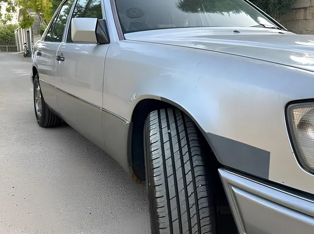 Mercedes E 220, 2.2 L, 1993 год, 425 000 km, Баку - Цена: 7 500 ₼ - Tunel.az