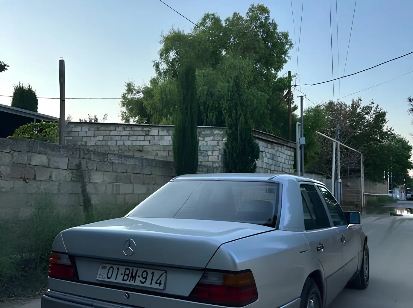 Mercedes E 220, 2.2 L, 1993 год, 425 000 km, Баку - Цена: 7 500 ₼ - Tunel.az