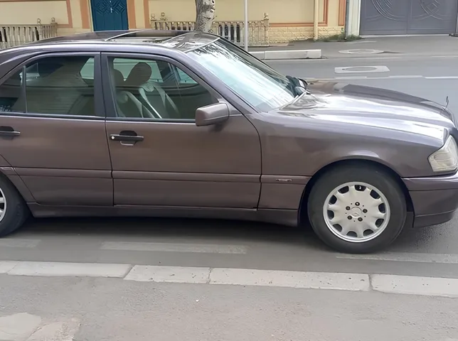 Mercedes C 180, 1.8 L, 1995 year, 325 000 km, Ganja - Price: 5 900 ₼ - Tunel.az