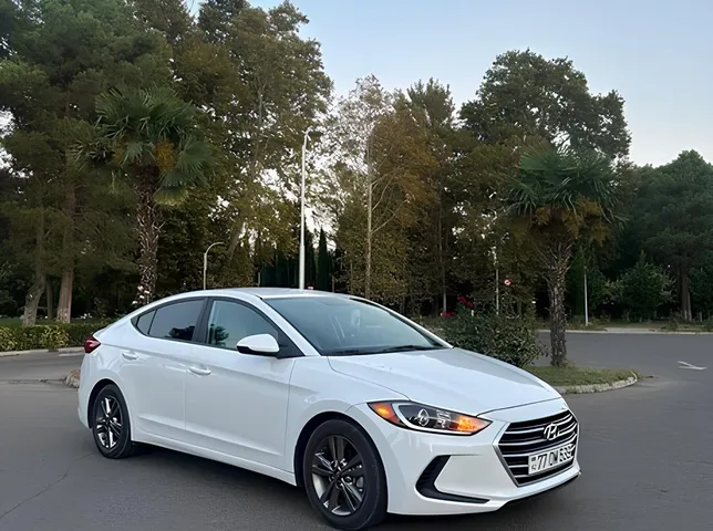 Hyundai Elantra, 2.0 L, 2018 year, 117 000 km, Yevlakh - Price: 21 900 ₼ - Tunel.az
