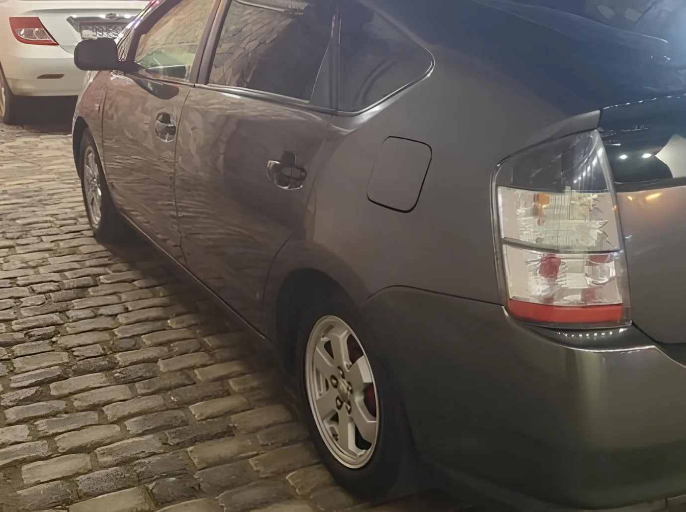Toyota Prius, 1.5 L, 2008 წელი, 320 000 km, Baku - ფასი: 12 000 ₼ - Tunel.az