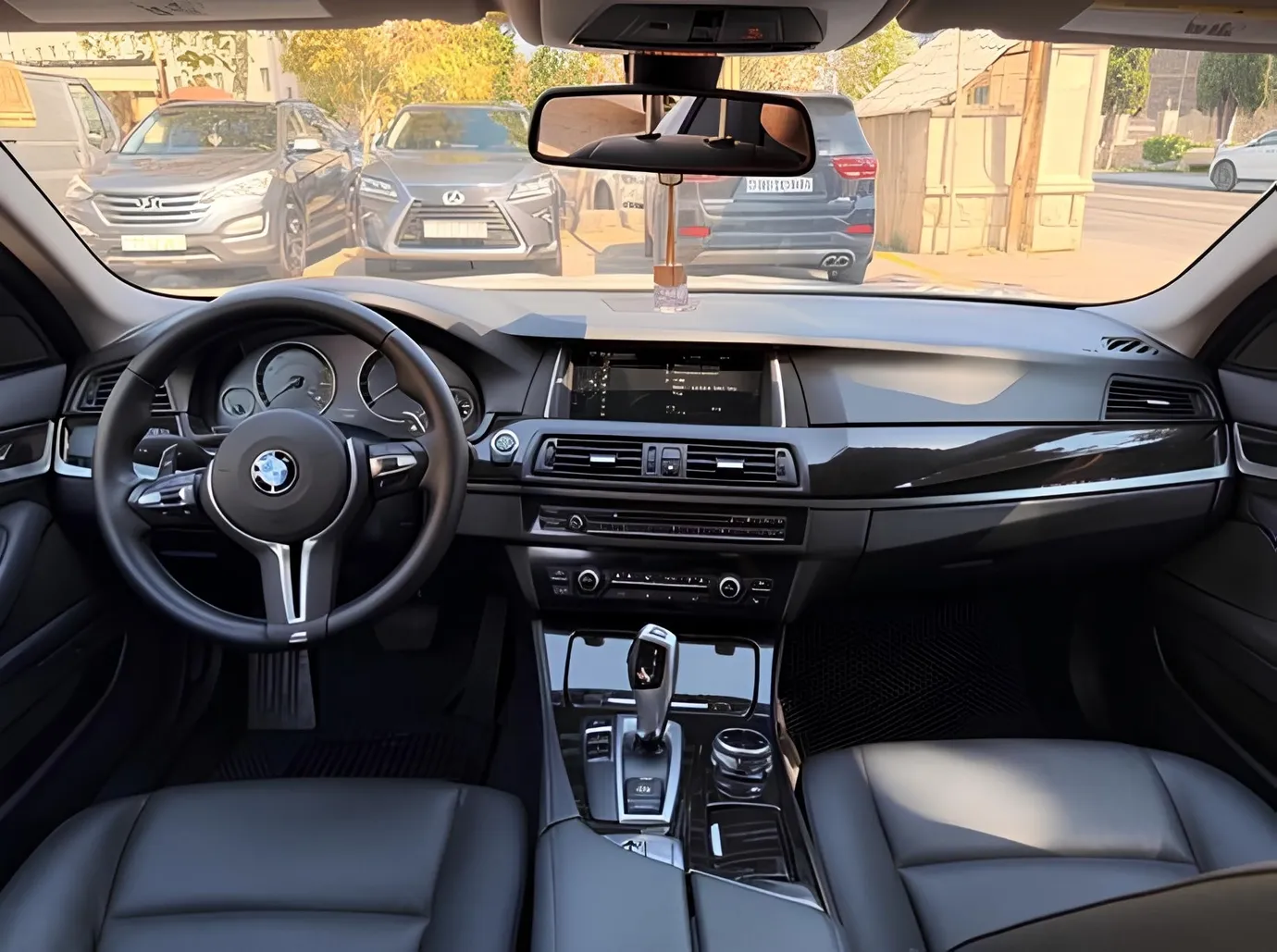 BMW 528, 2.0 L, 2014 год, 254 000 km, Баку - Цена: 24 500 ₼ - Tunel.az