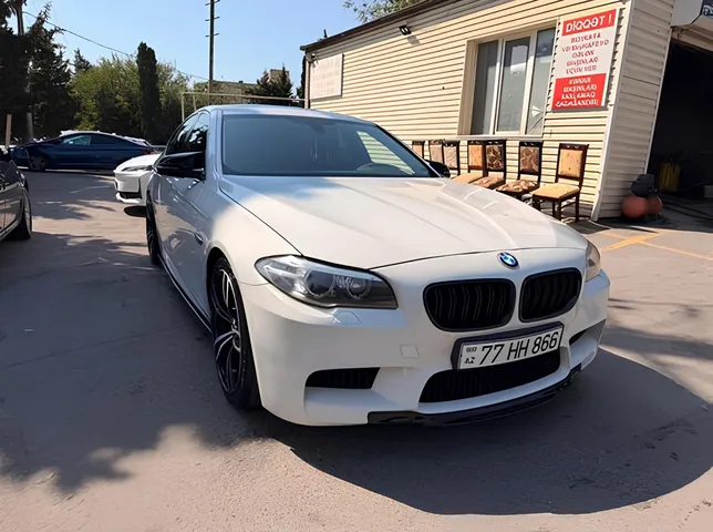 BMW 528, 2.0 L, 2014 год, 254 000 km, Баку - Цена: 24 500 ₼ - Tunel.az