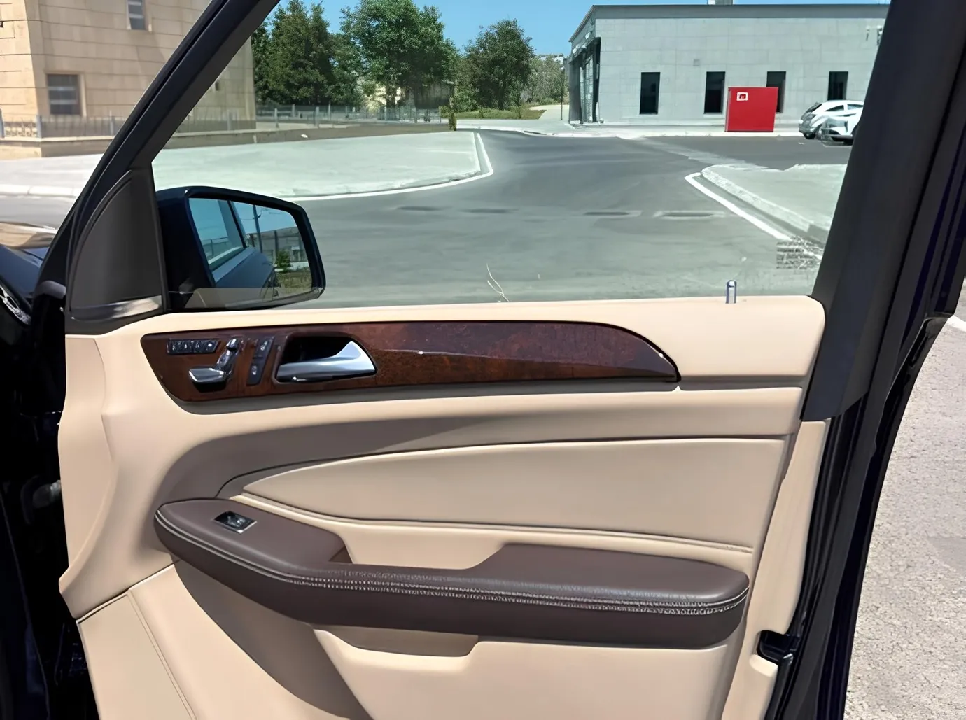 Mercedes GLS 450 4MATIC, 3.0 L, 2017 год, 106 000 km, Баку - Цена: 58 200 ₼ - Tunel.az