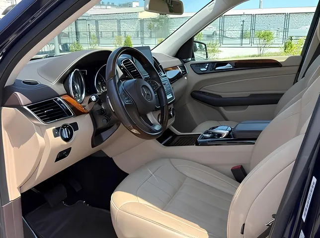 Mercedes GLS 450 4MATIC, 3.0 L, 2017 год, 106 000 km, Баку - Цена: 58 200 ₼ - Tunel.az